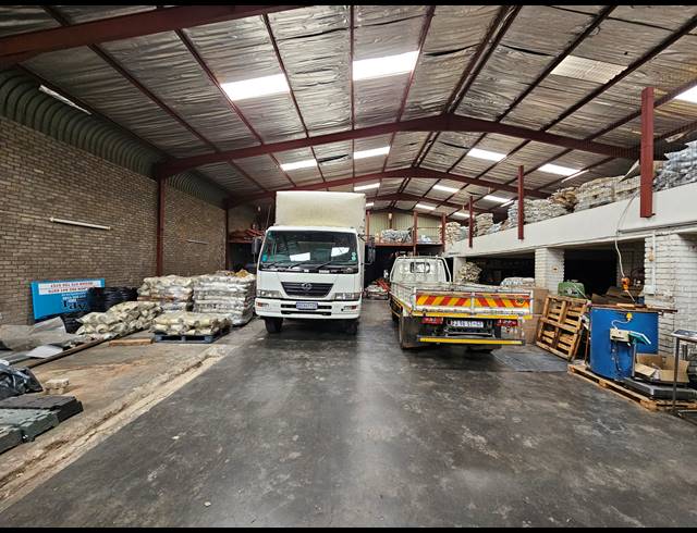 872M² FACTORY FOR SALE IN KYA SANDS